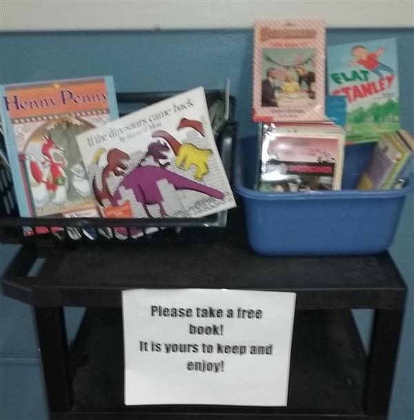 Picture of Free Book Cart Picture of Free Book Cart